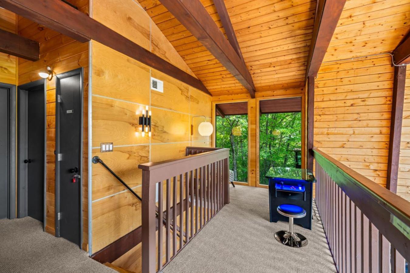 Treetops Chalet - 3Bd/2Bt Boutique Cabin W/Mt Leconte Views In Gatlinburg Ngoại thất bức ảnh