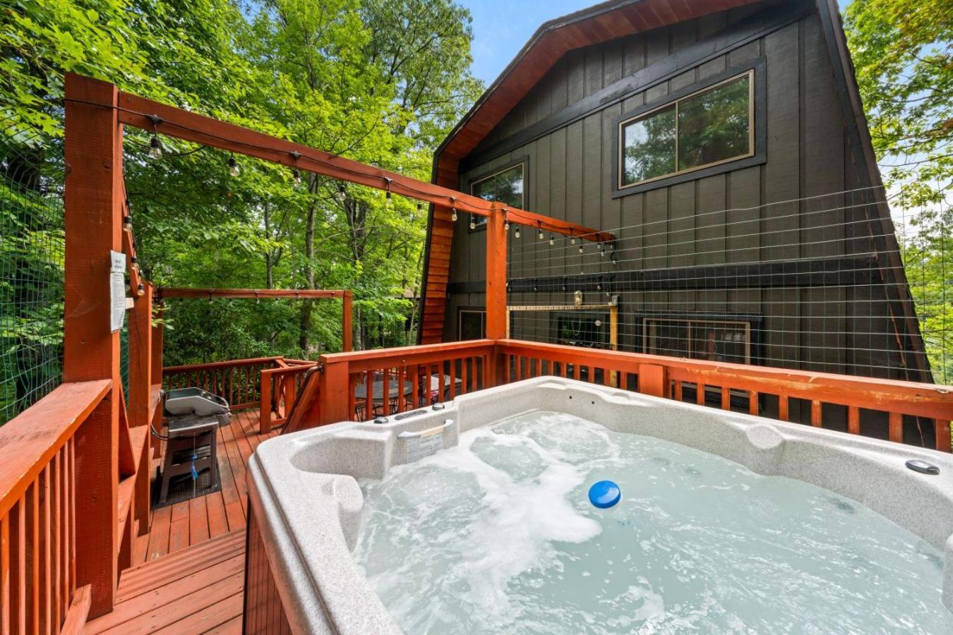 Treetops Chalet - 3Bd/2Bt Boutique Cabin W/Mt Leconte Views In Gatlinburg Ngoại thất bức ảnh